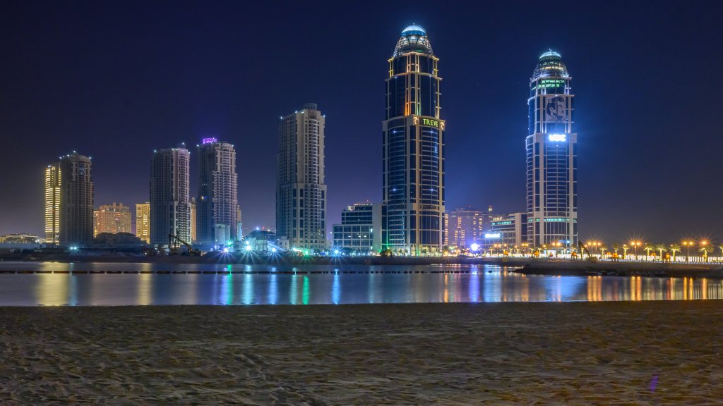  Grand Hyatt Doha Beach